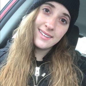 Meet your Posher, Bailey